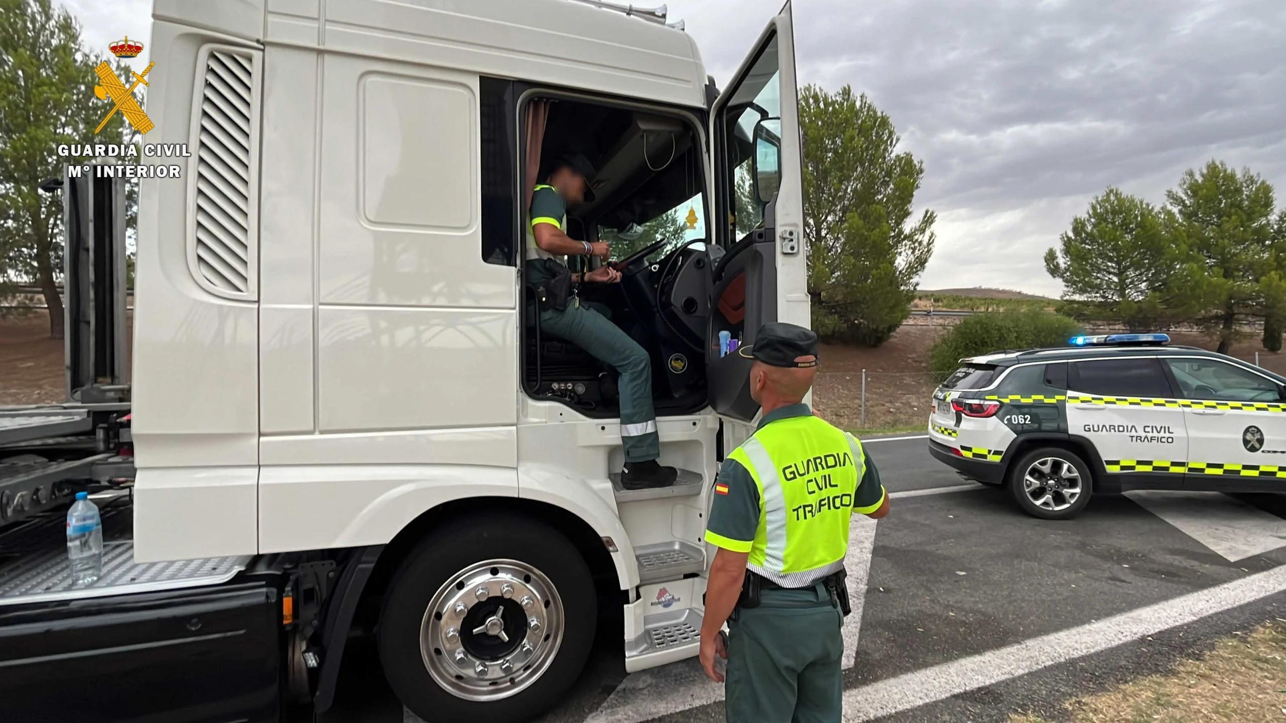 Precinto-camion-alcohol-scaled (1)